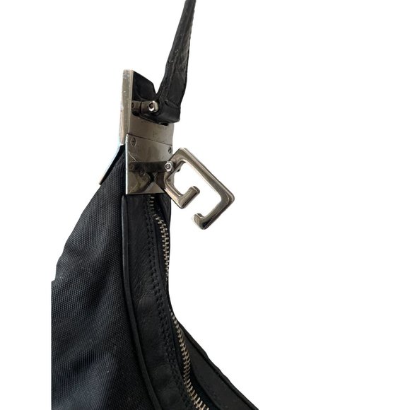 Gucci Black Nylon and Leather Shoulder Bag With G Clasp comes with COA - Picture 7 of 16